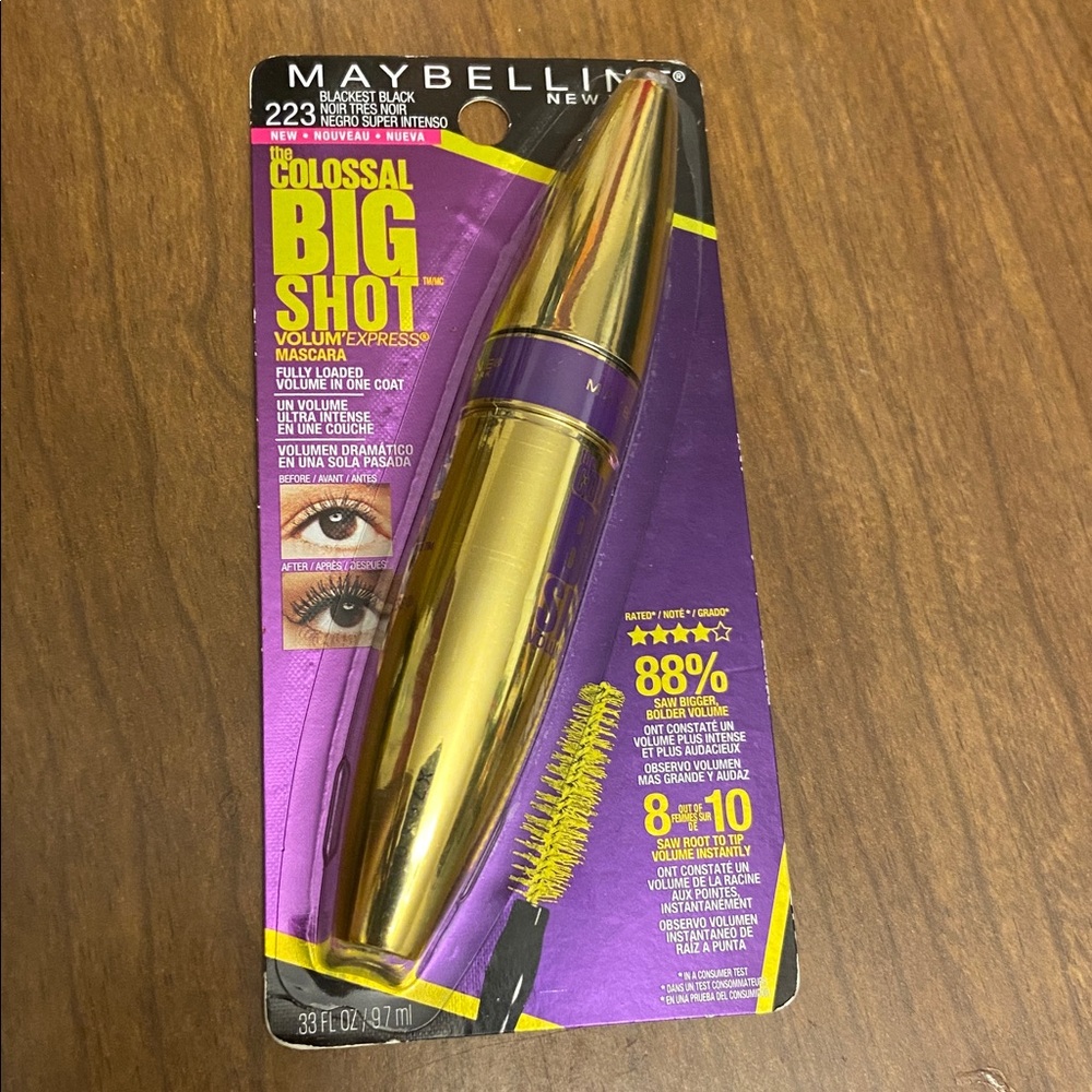 Maybelline New York Colossal Big Shot Volume Express Mascara in Blackest Black